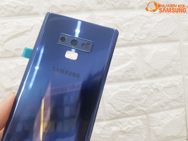 Thay nắp lưng Galaxy Note 9 chÃnh hãng
