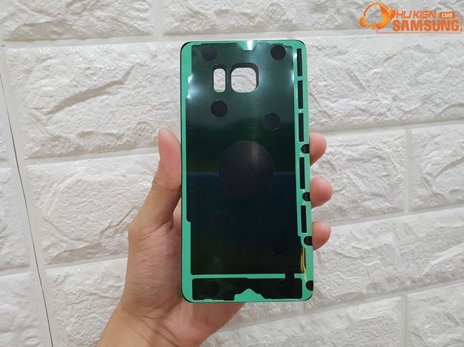 Thay nắp lưng Galaxy Note FE chính hãng Thay nắp lưng Galaxy Note FE chính hãng