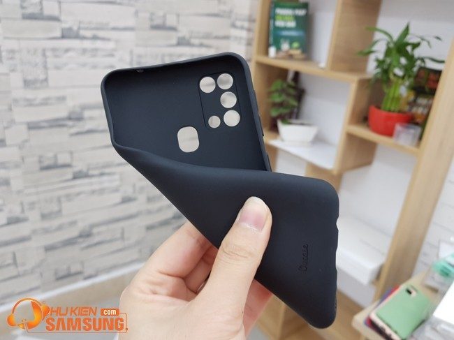 Ốp lưng dẻo M31 chống bám vân tay hiệu Oucase
