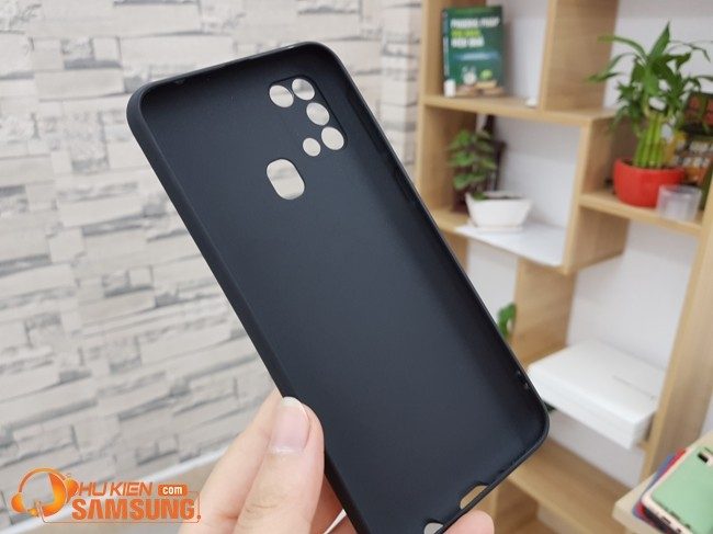 Ốp lưng dẻo M31 chống bám vân tay hiệu Oucase