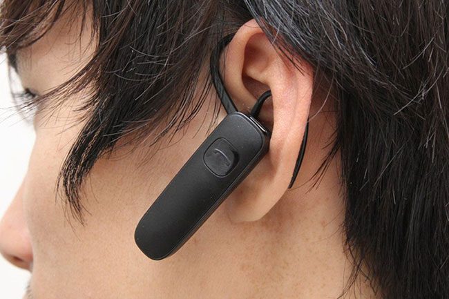Tai nghe bluetooth Plantronics ML15 chính hãng. Tai nghe bluetooth Plantronics ML15 chính hãng.
