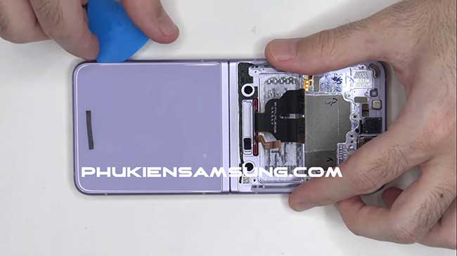 hay màn hình Z Flip 3 chính hãng lấy ngay có bảo hành ở Hà Nội, TPHCM uy tín hay màn hình Z Flip 3 chính hãng lấy ngay có bảo hành ở Hà Nội, TPHCM uy tín