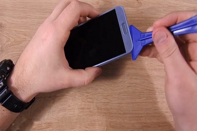 thay pin J3 Pro 2017 và một số pin J3 khác thay pin J3 Pro 2017 và một số pin J3 khác