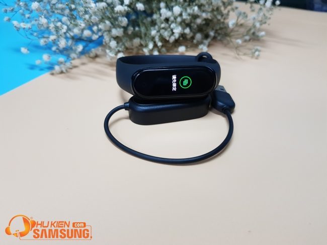 vòng đeo tay Miband 4 giá rẻ nhất Hà Nội vòng đeo tay Miband 4 giá rẻ nhất Hà Nội