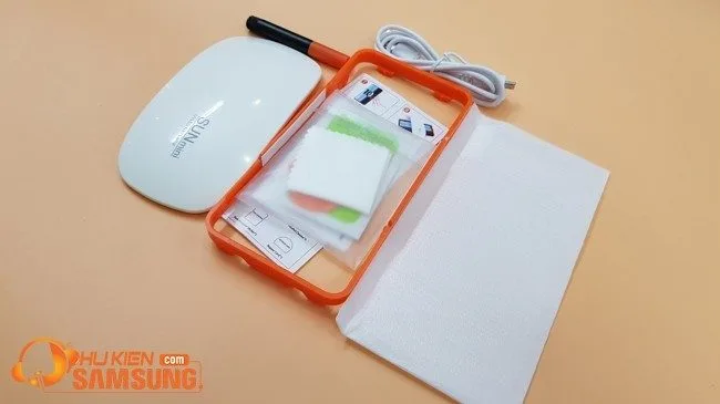 Kính cường lực full keo UV Galaxy S10 chính hãng