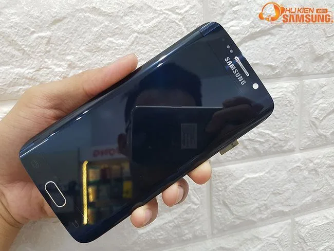 Thay màn hình Samsung Galaxy S6 Edge chính hãng