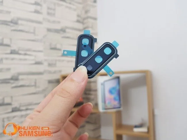 Thay kính camera sau Samsung Galaxy Z Fold 4| Fold 3| Fold 2| Fold 1