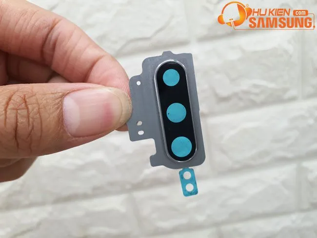 Thay kính camera sau Galaxy Note 10 chính hãng
