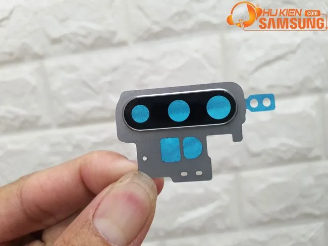 Thay mặt kính camera sau Galaxy Note 10 Plus chính hãng