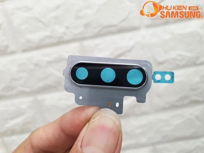 Thay kính camera sau Galaxy Note 10 chính hãng