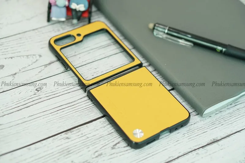 Ốp lưng Galaxy Z Flip 5 vân carbon X Level chống vân giá rẻ