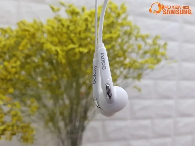 Tai nghe Samsung Galaxy S6 Edge Plus chính hãng (nguyên hộp)
