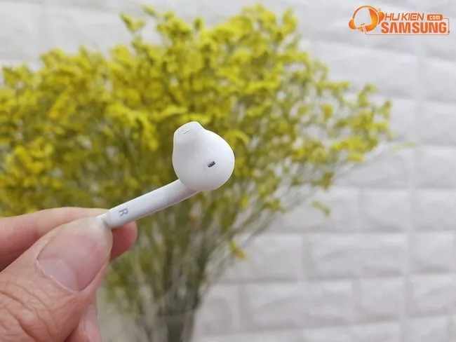 Tai nghe Samsung Galaxy S6 Edge Plus chính hãng (nguyên hộp)