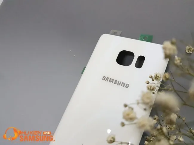 Thay nắp lưng Samsung Galaxy Note 5