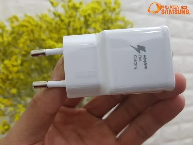 Củ sạc Samsung Galaxy S6 Edge Plus chính hãng