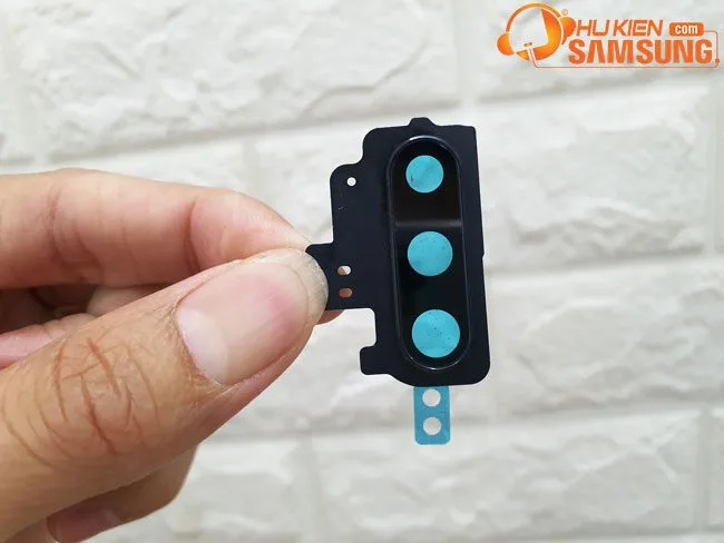 Thay kính camera sau Galaxy Note 10 chính hãng