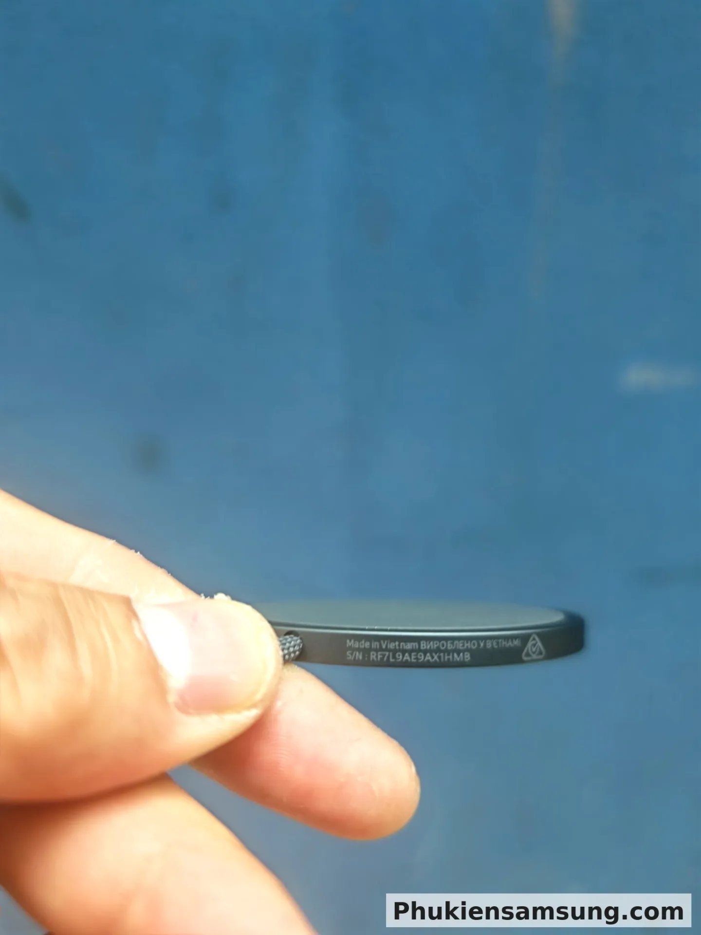 Sạc Không Dây Nam Châm Magnet Samsung 25W Qi2 - Xám Đậm - Cạnh bên đế sạc