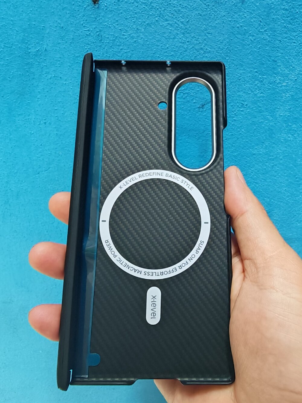 Vòng từ tính ốp Carbon X-Level Galaxy Fold 8 Ultra Mặt trong ốp Carbon X-Level Galaxy Fold 8 Ultra với vòng từ tính tích hợp